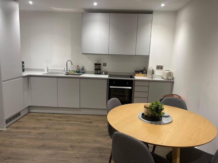 Luxury 2 Bedroom Apartment In The Heart Of Mánchester Exterior foto