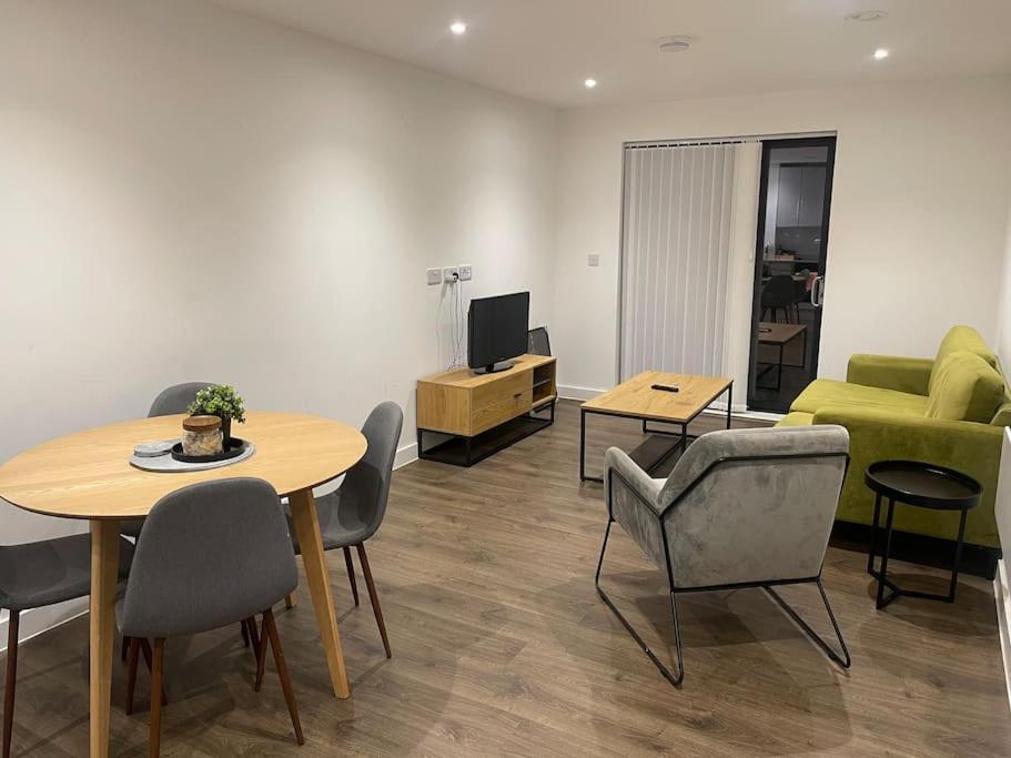 Luxury 2 Bedroom Apartment In The Heart Of Mánchester Exterior foto